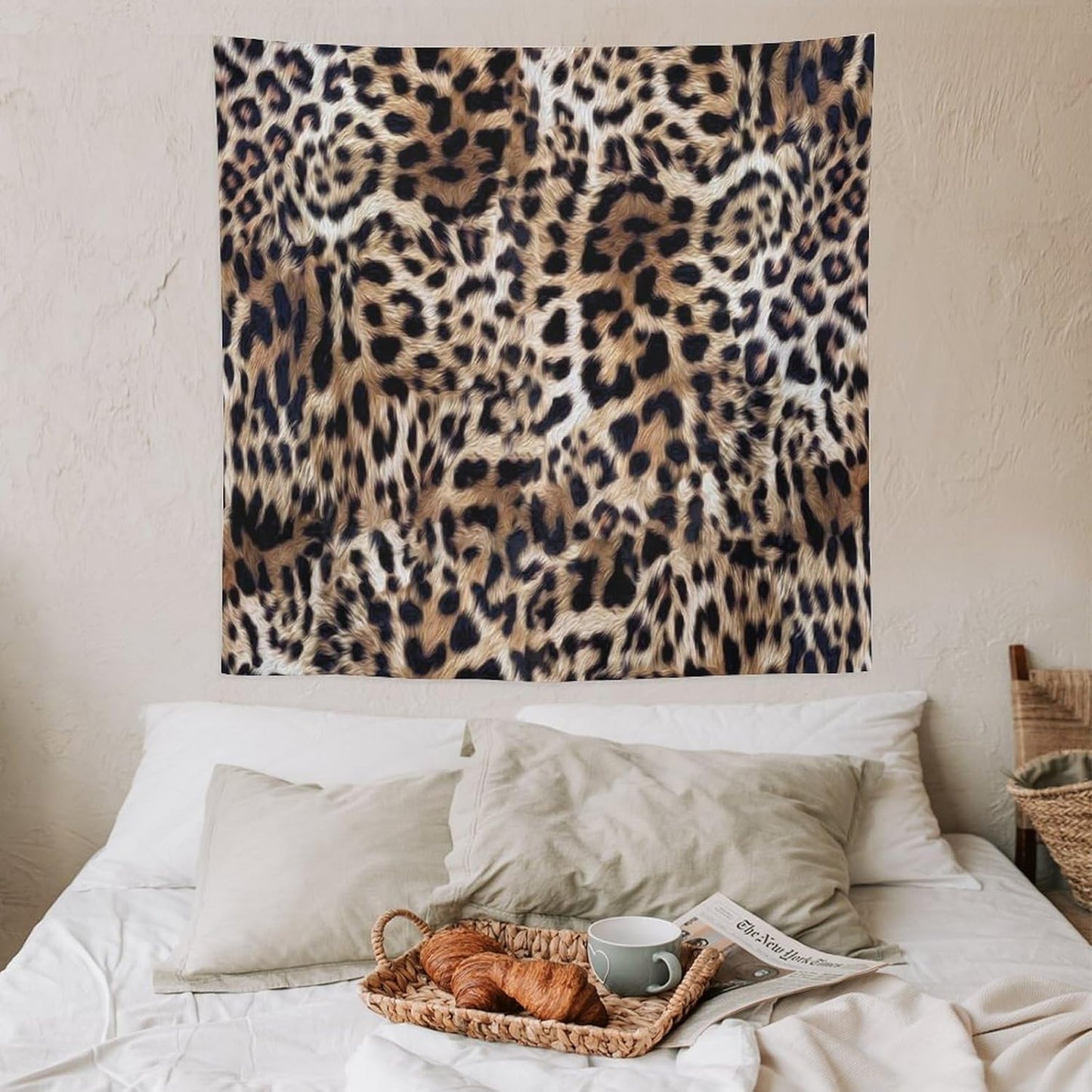 HZOHNAGO Leopard Print Tapestry Nature Wildlife Vintage Cheetah Fur Spot Animal Skin Wild Animals Spots Printed Wall Tapestry Painting Wall Hanging for Bedroom Living Room Dorm 60" W x 60" H