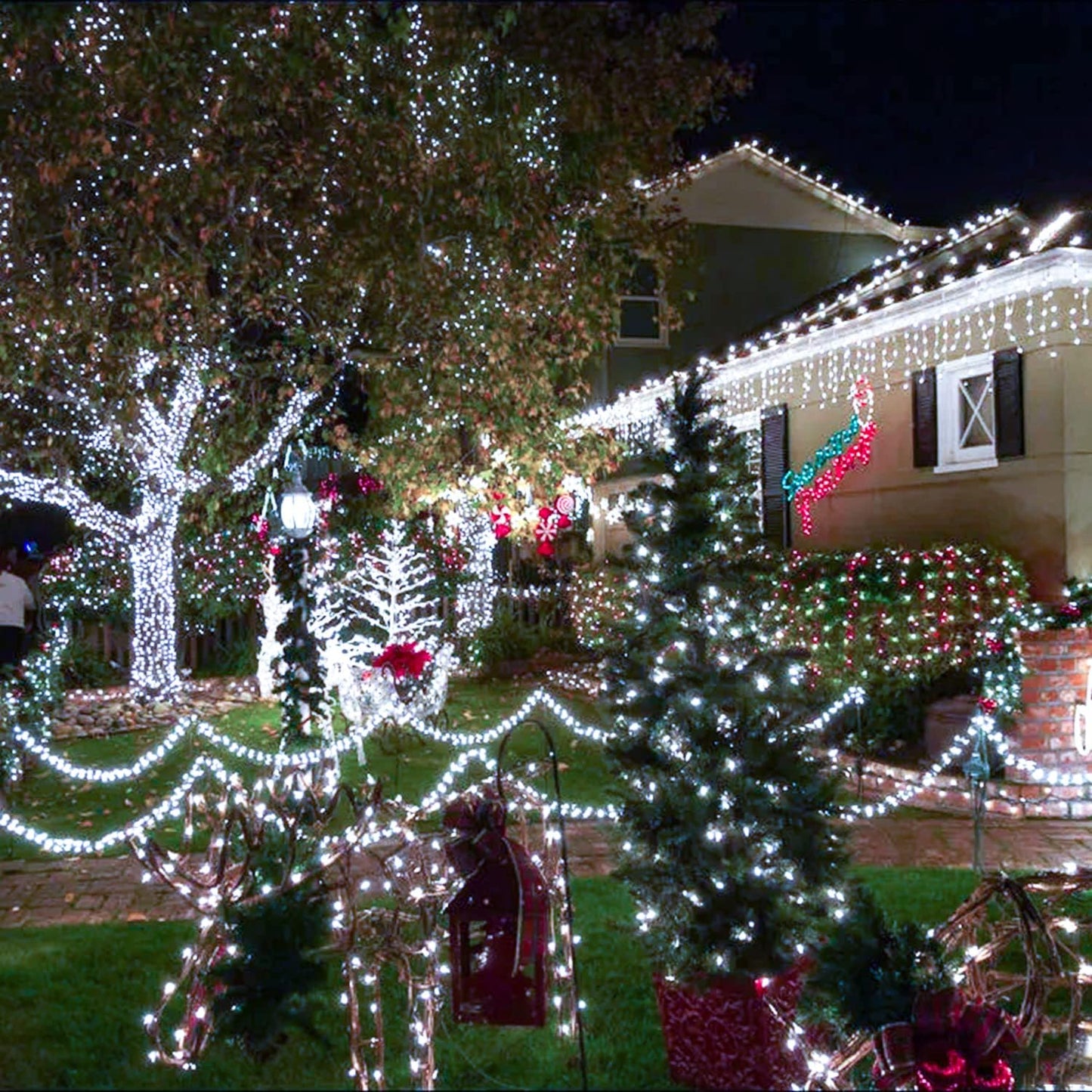 JMEXSUSS 300 LED White Christmas Lights, Outdoor Indoor, Green Wire, 8 Modes, Waterproof, Perfect for Xmas, Wedding, Party, Garden