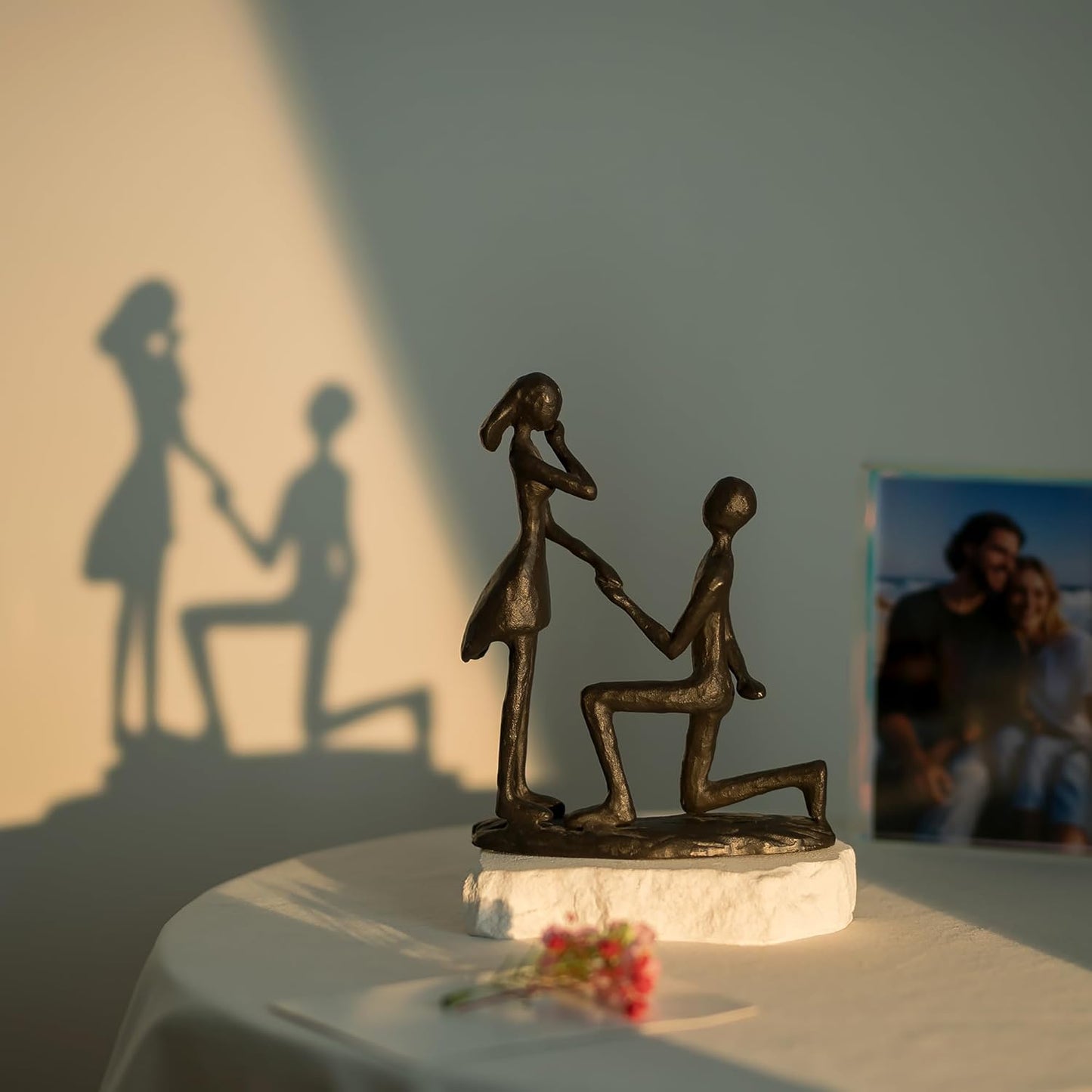 Sziqiqi Anniversary Wedding Gift for Couple: Iron 6th Anniversary Wedding Gifts for Her - Unique Couple Sculpture Iron Gift for 6 Year - Cast Iron Statue for Women Him Wife