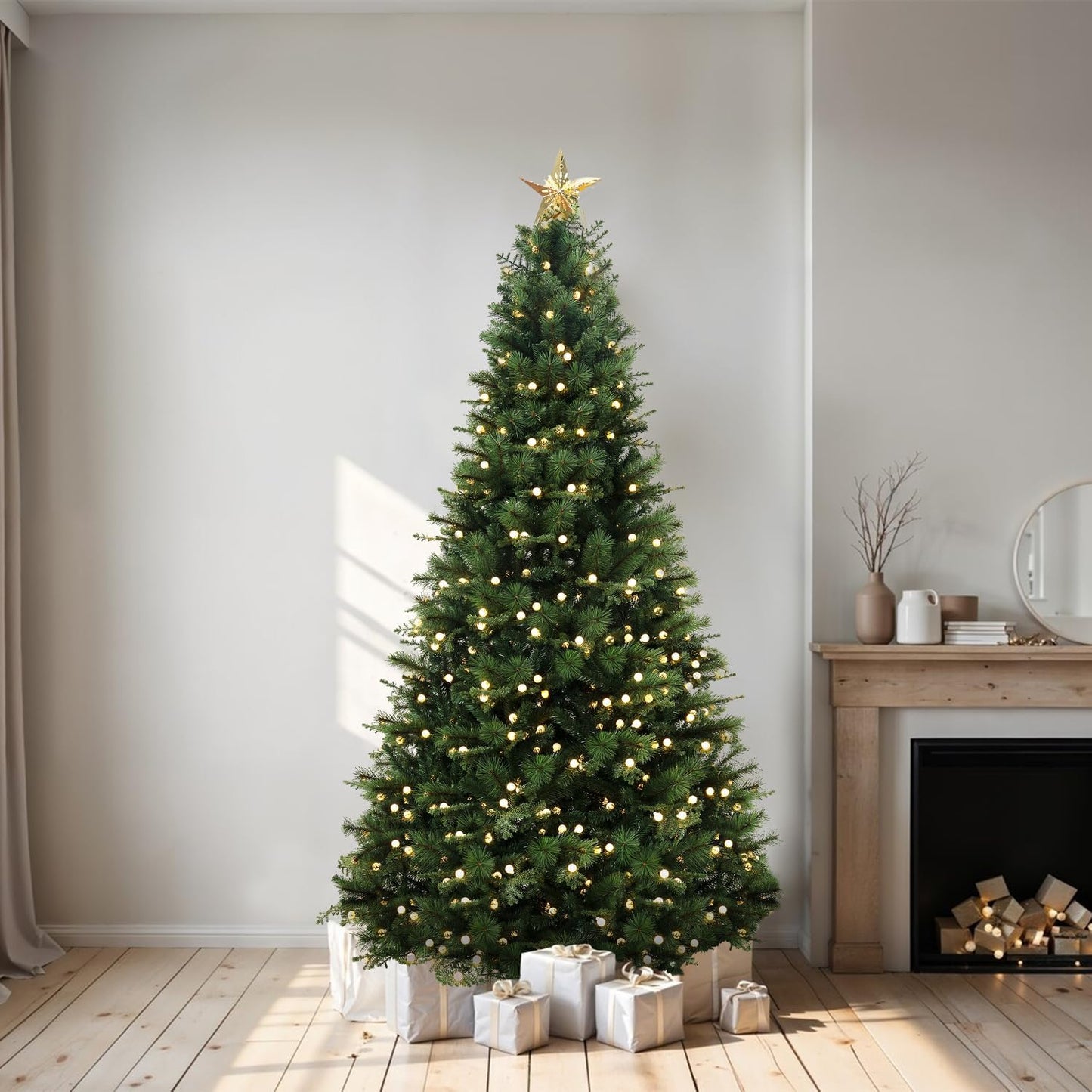 Naomi Home Evangeline Traditional Christmas Tree Green/7.5ft