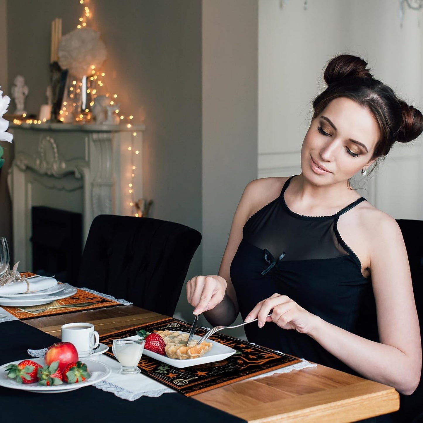 Umigy 6 Pcs Halloween Placemats 12"x18" Gothic Bat Placemats Kitchen Decoration Washable Witch Place Mats Rectangle Skull Table Mats for Halloween Dining Table Accessories(Scary)