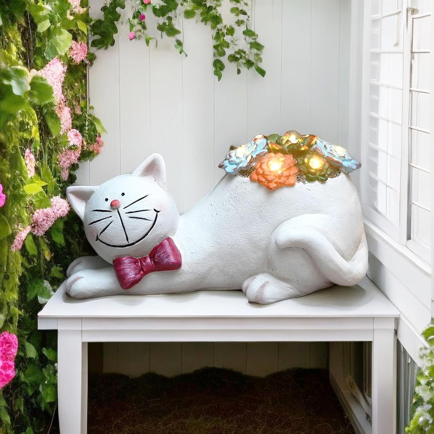 Cat Garden Figurines Outdoor Decor Solar Statue with Succulent and LED Lights for Patio Lawn Yard Art Decoration Housewarming Garden Gift