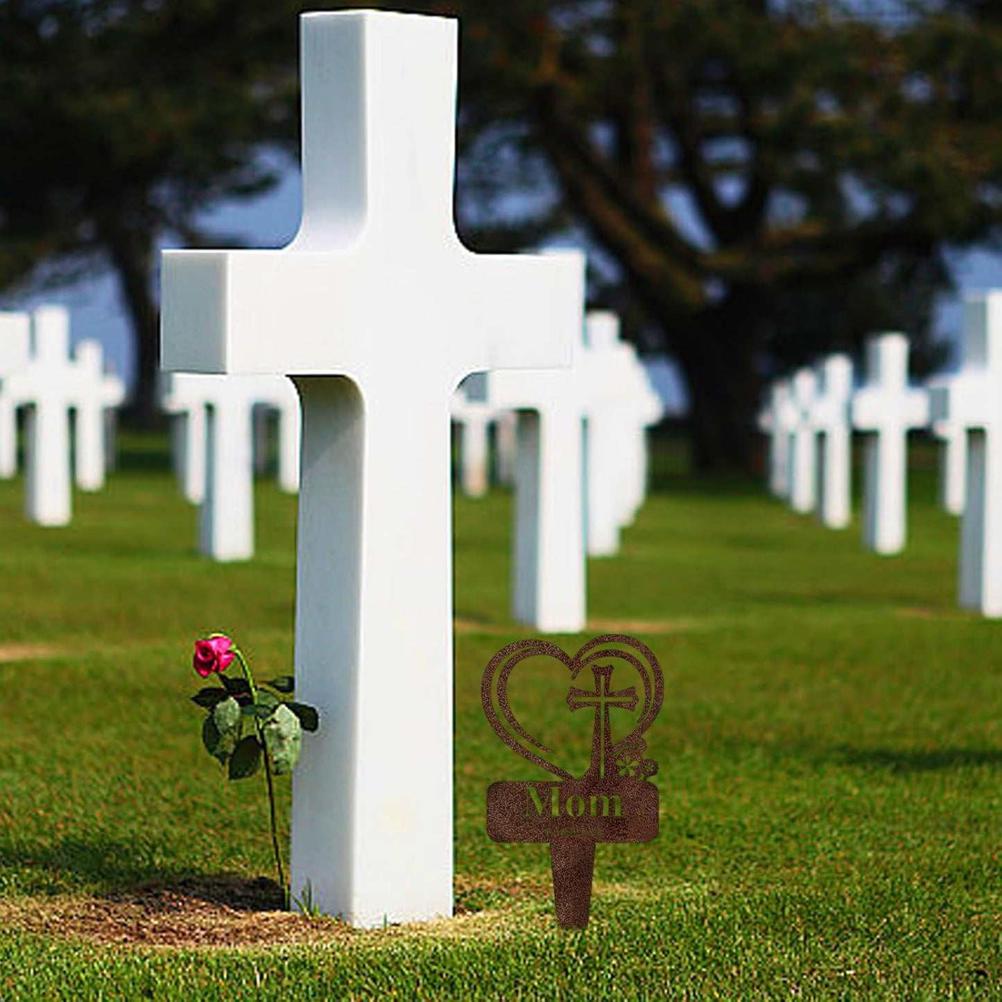 Mom Memorial Grave Stake, Cemetery Decorations for Grave Markers 12.5 x 7.2 inch Heart Metal Sympathy Stakes Graveside Plaque Decor Sign for Mother Graves, Yard, Garden - Rust-Mom