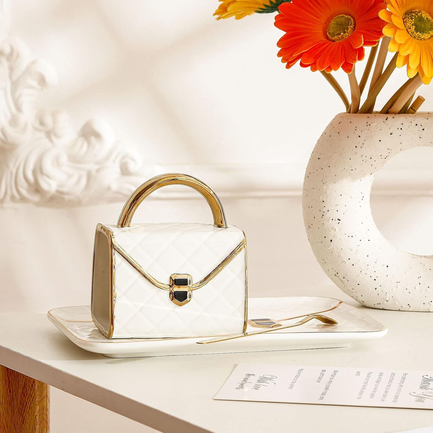 Zubebe 1 Set Coffee Mug Elegant Handbag Shaped Cup Modern Ceramic Purse Mug with Spoon and Saucer, 10oz Cute Creative Tea Cup for Office Home Woman Girls Gift (White)