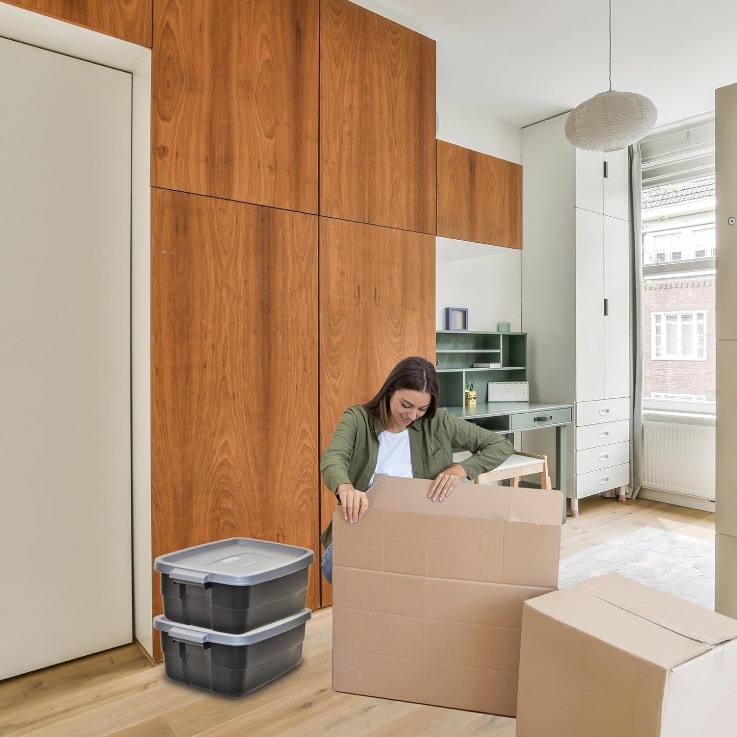 Rubbermaid Roughneck Tote 3 Gal, 6 Pack, Made in USA, Black & Gray, Rugged Plastic Stackable Storage Bins with Lids and Handles