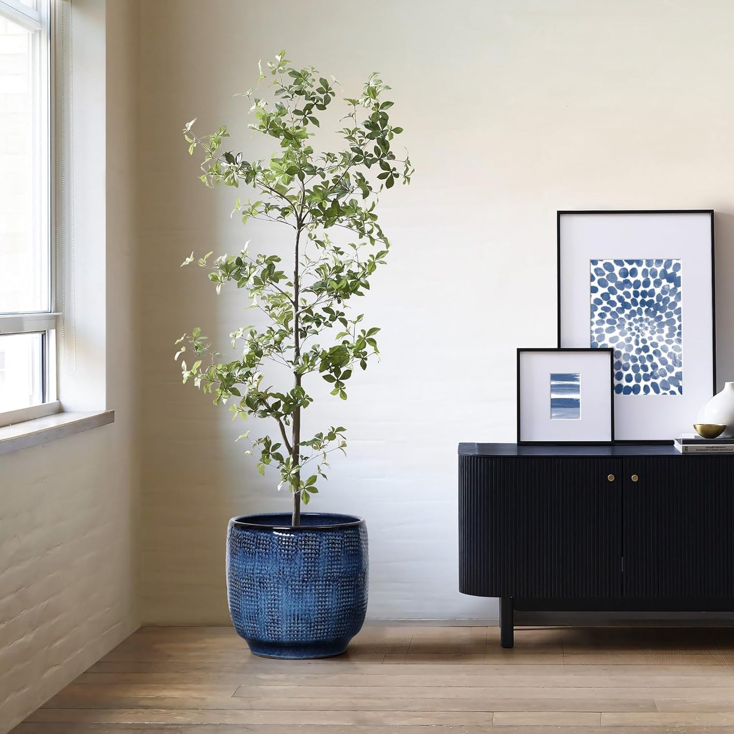 LuxenHome Ocean Blue 12-Inch Dia Round Ceramic Planter Pot with Drainage Hole and Rubber Plug, Modern Gradient Glaze Plant Pot, Decorative Flower Garden Pot for Indoor Outdoor Plants