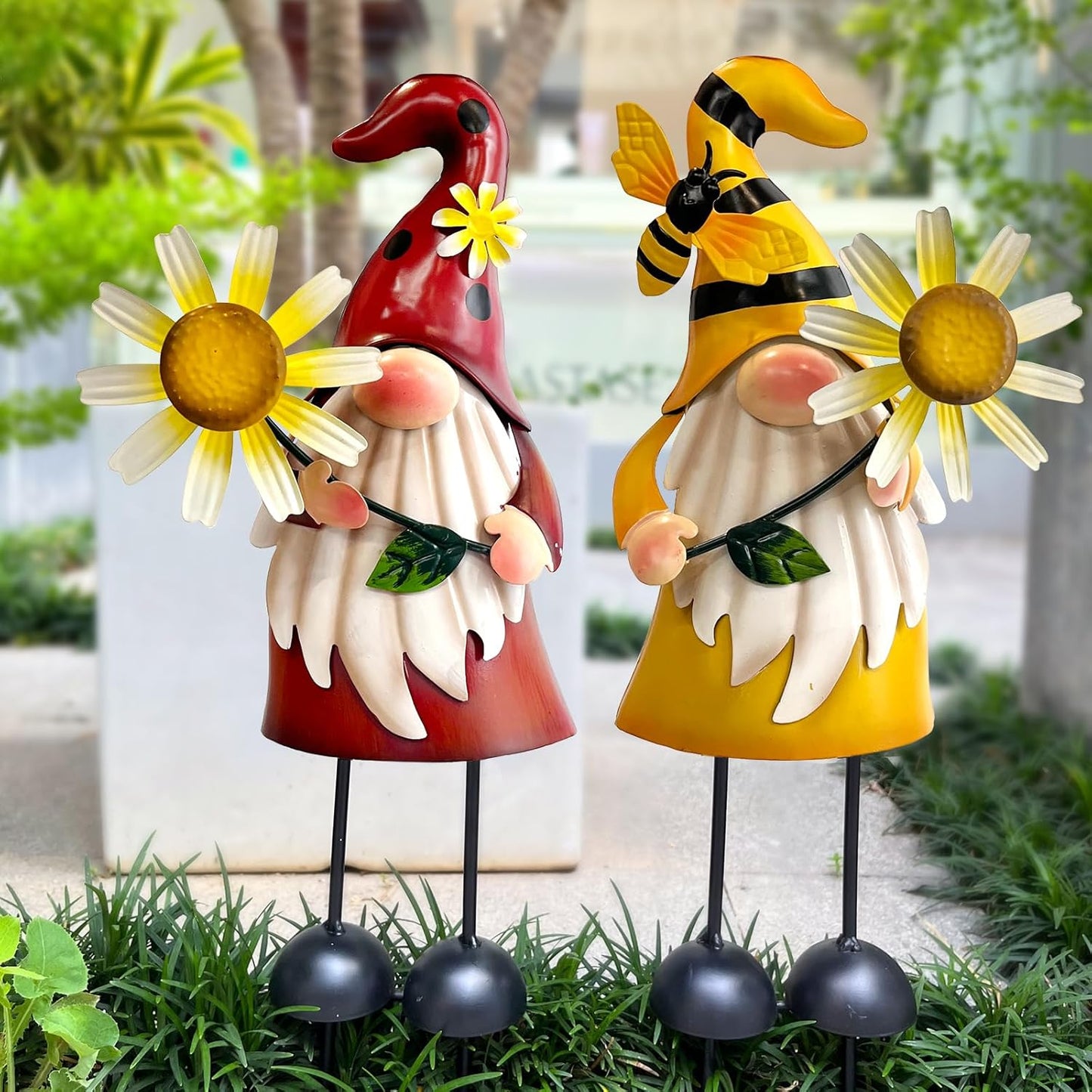 HONGLAND Gnome Metal Yard Art - Metal Gnome Statue -Gnome Outdoor Decorations - Bee and Ladybug Garden Statue- Christmas Holiday Lawn Patio Yard Garden Decor (Set of 2)