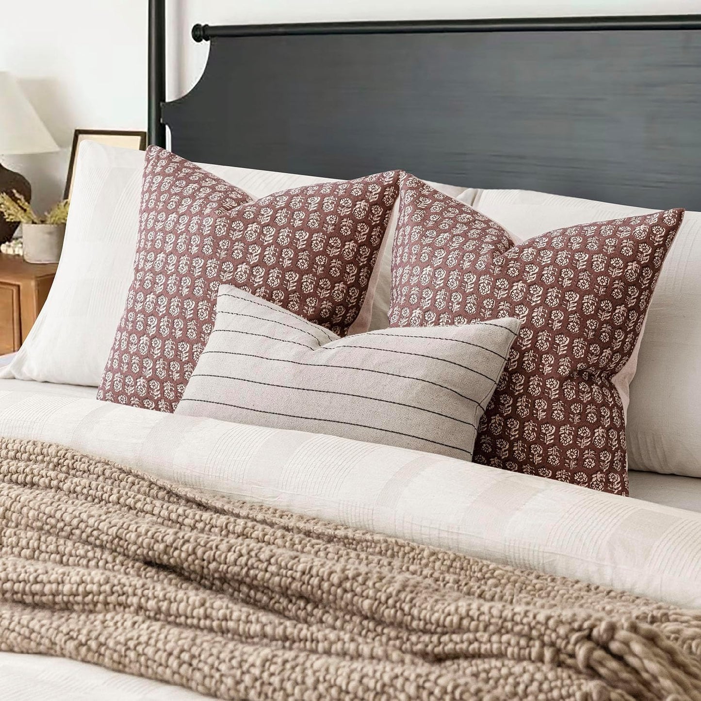 Foindtower Set of 2 Decorative Neutral Floral Print Throw Pillow Covers Vintage Accent Farmhouse Cushion Covers Boho Home Decor for Sofa Couch Chair Bedroom Living Room Outdoor,20×20 Inch,Wine Red