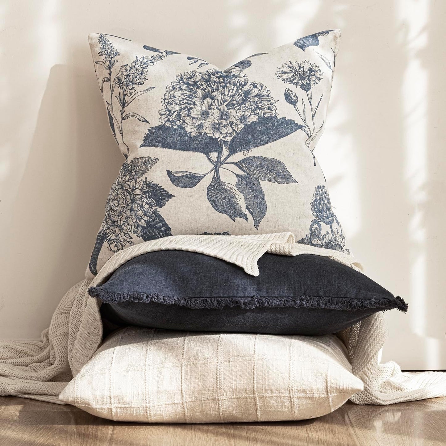 Foindtower Set of 2 Linen Floral Vintage Throw Pillow Covers Neutral Accent Print Decorative Cushion Covers Farmhouse Boho Home Decor for Sofa Chair Couch Bedroom Living Room Outdoor,20×20 Inch,Blue