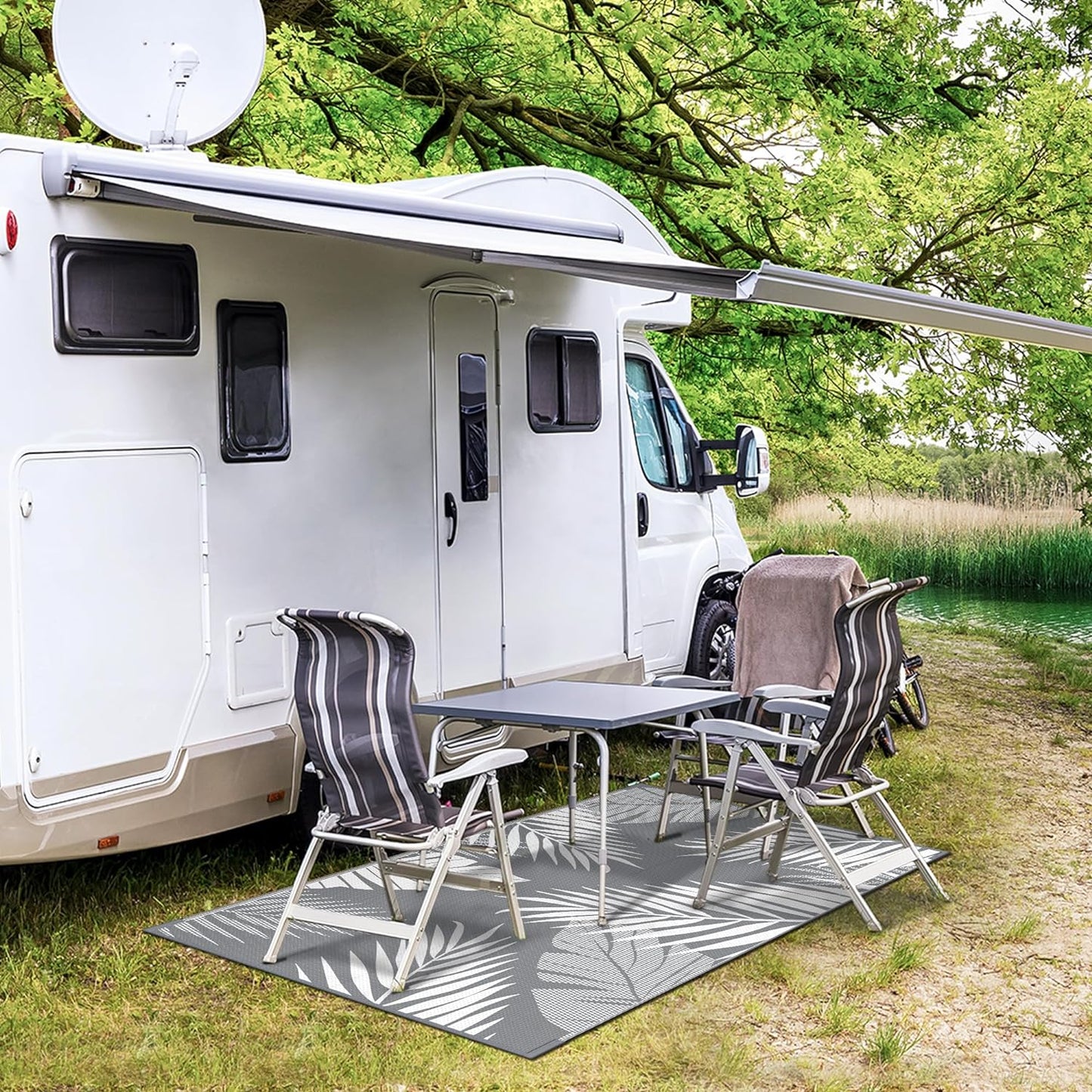 GENIMO Outdoor Rug 3' x 5' Waterproof for Patios Clearance, Reversible Outdoor Plastic Straw Camping Rug Carpet, Large Area Rugs Mats for RV, Camper, Deck, Balcony, Porch, Beach, Picnic, Grey&White