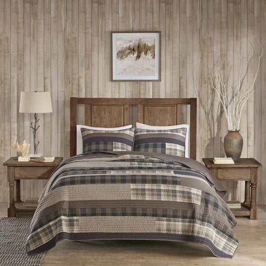 Woolrich Winter Plains Reversible Quilt Set - Cottage Styling Reversed to Solid Color, All Season Lightweight Coverlet, Cozy Bedding Layer, Matching Shams, Oversized Full/Queen, Stripes Taupe 3 Piece
