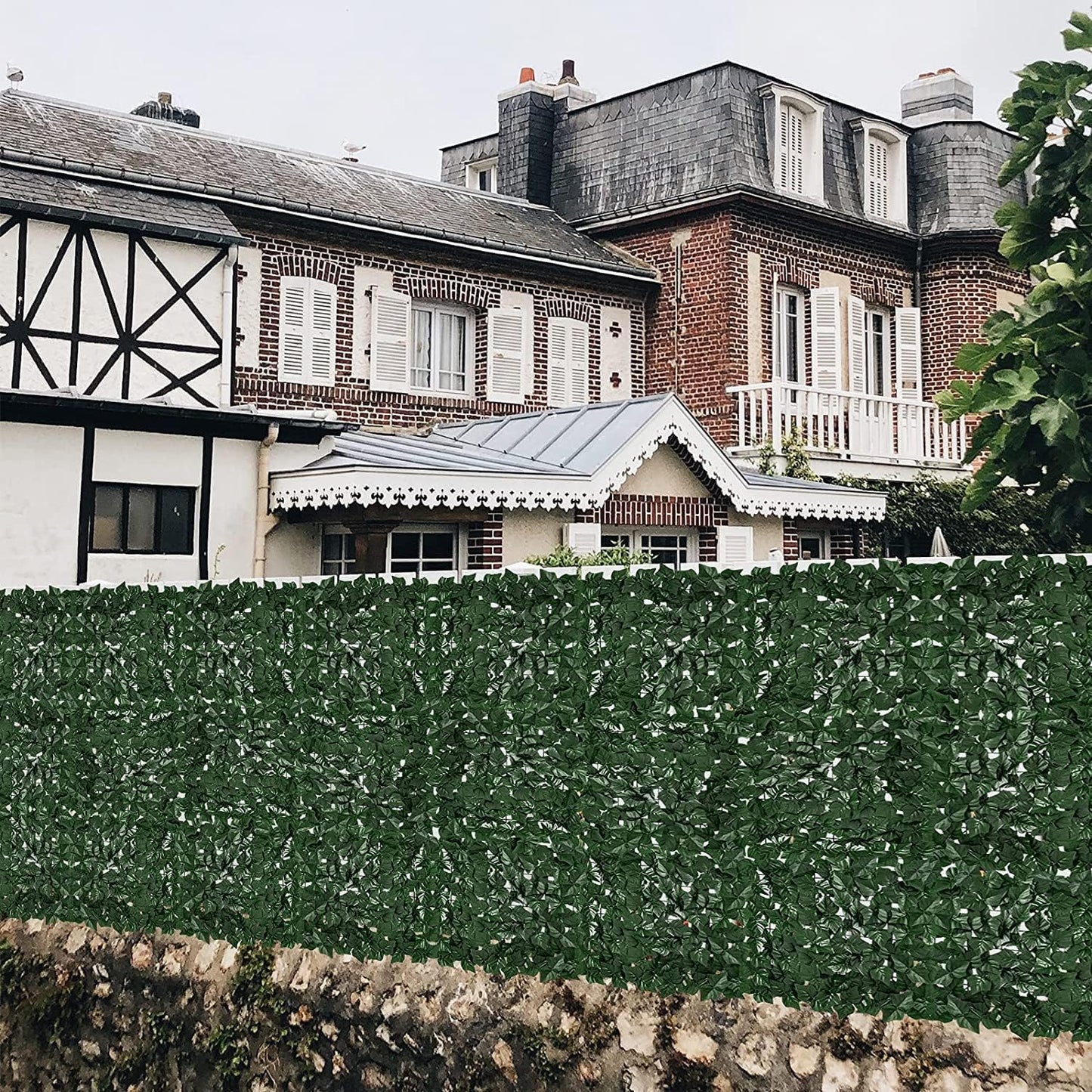 Faux Ivy Privacy Fence Screen Outdoor Expandable Artificial Greenery Roll Fake Hedge Wall Patio Green Plastic Leaf Plant Vine Grass Panels Gate Covering for Garden Yard Balcony (118.5x59.5 in)