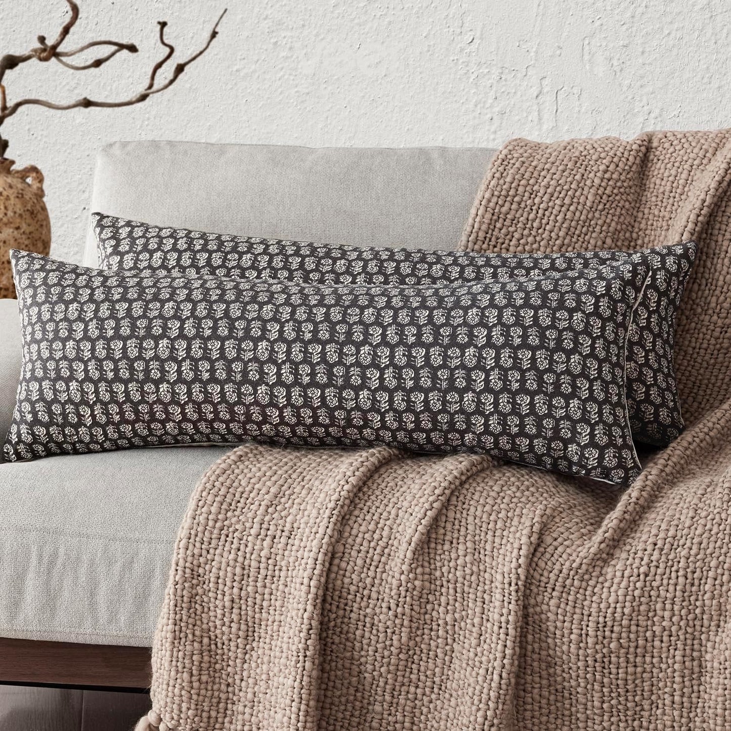 Foindtower Set of 2 Decorative Neutral Body Lumbar Throw Pillow Covers Vintage Accent Farmhouse Cushion Covers Boho Floral Home Decor for Sofa Couch Chair Bedroom Living Room Outdoor,14×36 Inch,Black