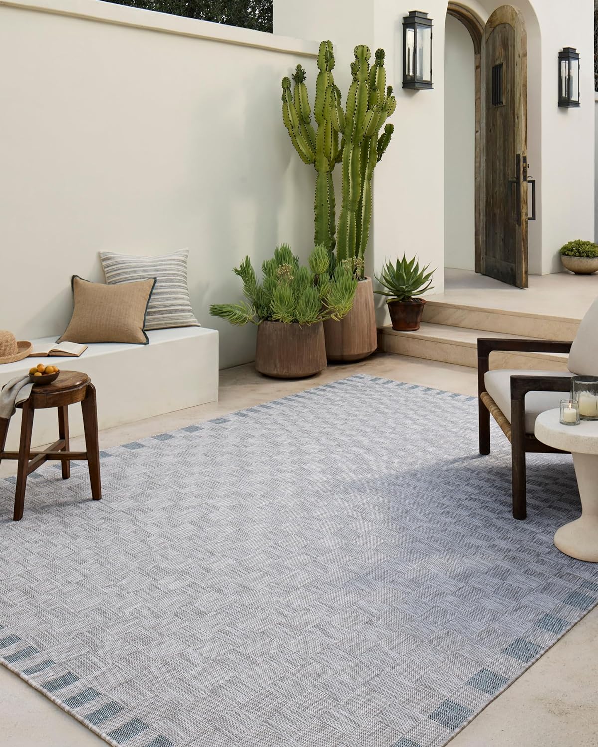 Loloi Amber Lewis Topanga Collection TOP-07 Silver/Blue 5'-3" x 7'-6" Indoor/Outdoor Area Rug