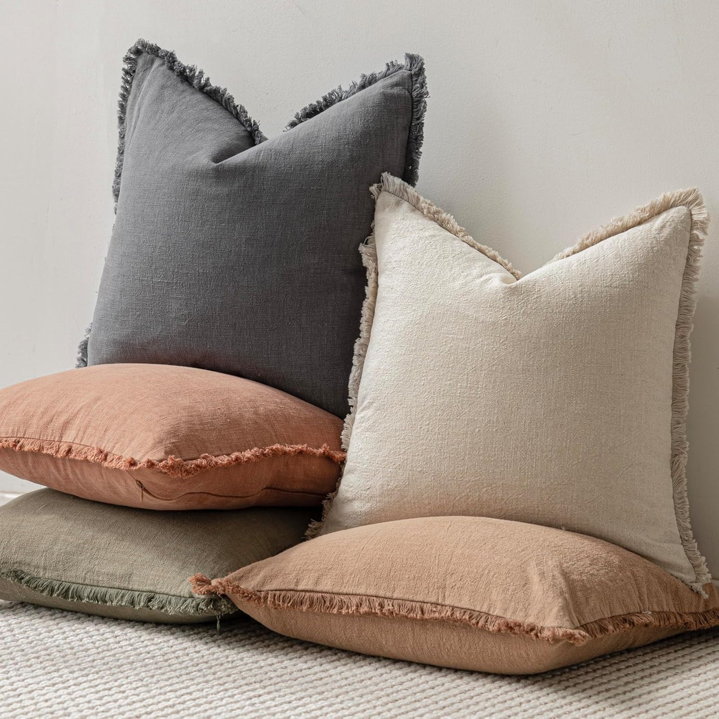 Foindtower Set of 2 Decorative Linen Fringe Throw Pillow Covers Cozy Farmhouse Boho Cushion Cover with Tassels Soft Accent Pillowcase for Couch Sofa Bed Living Room Home Decor 20×20 Inch Gray