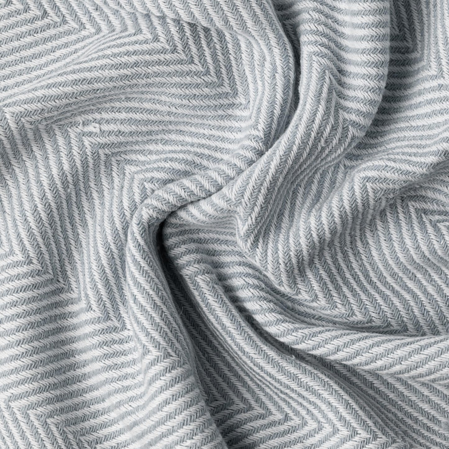 Lightweight Cotton Throw Blanket – Herringbone Chevron Pattern, Boho Farmhouse Decor (Ash Grey, Deep Blue & Brown Options, Twin Size, 57"x79")