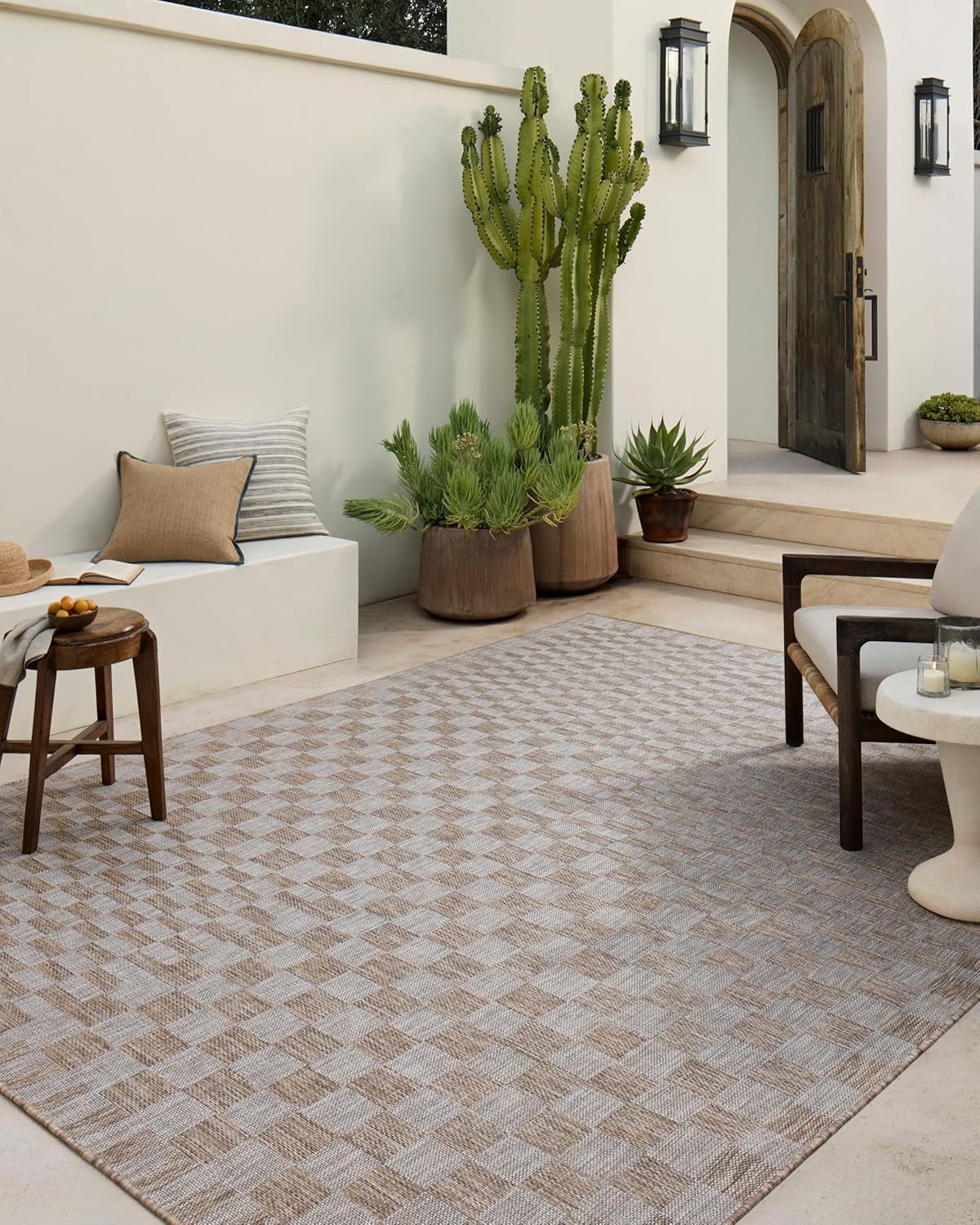 Loloi Amber Lewis Topanga Collection TOP-03 Natural/Dove 5'-3" x 7'-6" Indoor/Outdoor Area Rug