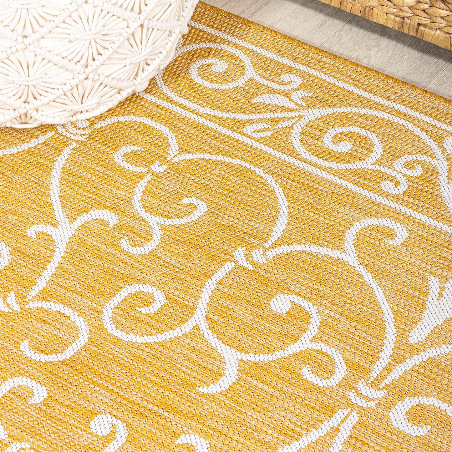 JONATHAN Y Vintage Filigree Indoor Outdoor Runner Rug 2X10 Yellow/Cream, Charleston Textured Weave for Backyard, Patio, Porch, Easy-Cleaning, High Traffic, Pet-Friendly, Non-Shedding (SMB106L-210)