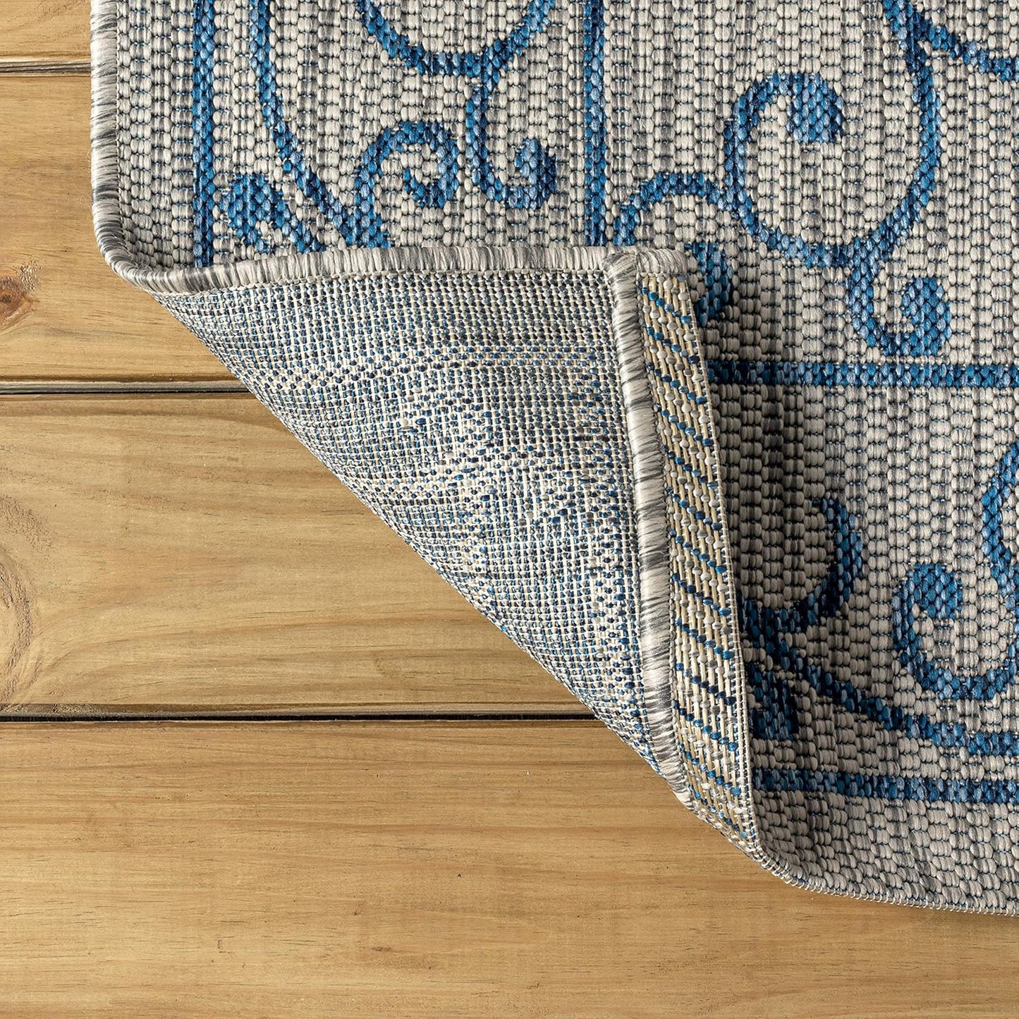 JONATHAN Y Vintage Filigree Indoor Outdoor Area Rug 6X9 Gray/Navy, Charleston Textured Weave for Backyard, Patio, Porch, Easy-Cleaning, High Traffic, Pet-Friendly, Non-Shedding (SMB106C-6)