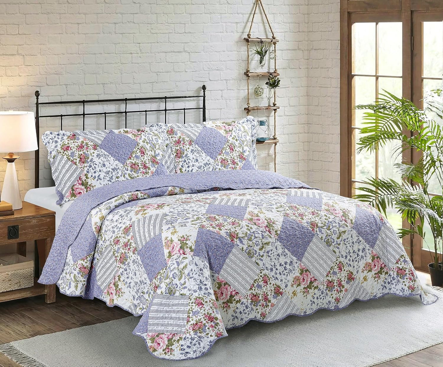 Brilliant Sunshine Rose Violet Patchwork, 3-Piece Quilt Set with 2 Shams, Reversible Bedspread, Soft Lightweight Coverlet, All-Season, King, Rose Violet