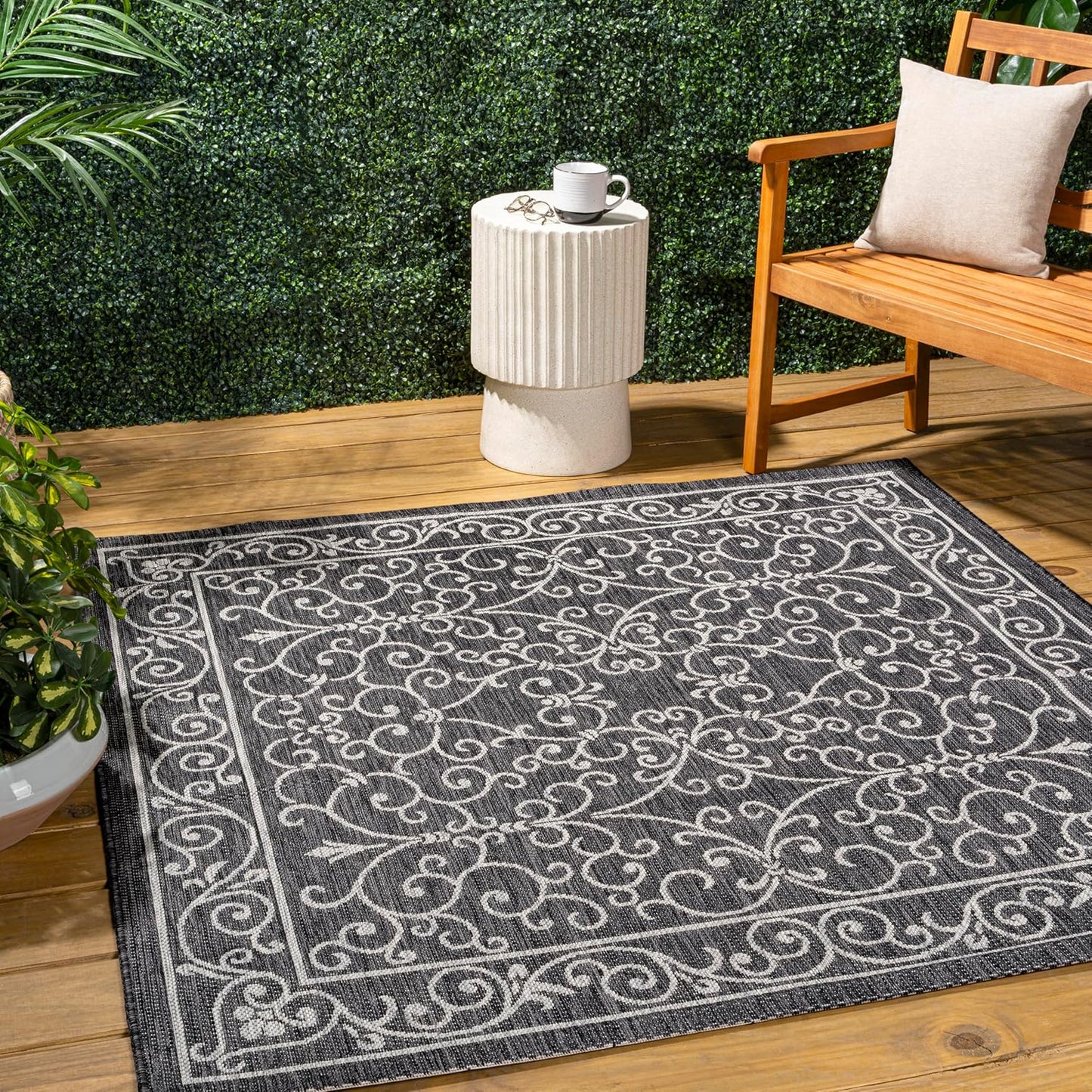 JONATHAN Y Vintage Filigree Indoor Outdoor Square Area Rug 9X9 Black/Gray, Charleston Textured Weave for Backyard, Patio, Porch, Easy-Cleaning, High Traffic, Pet-Friendly, Non-Shedding (SMB106G-9SQ)